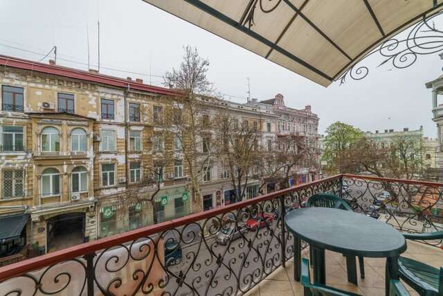 Апартаменты Granat Cafe Luxury Apartment Одесса-21